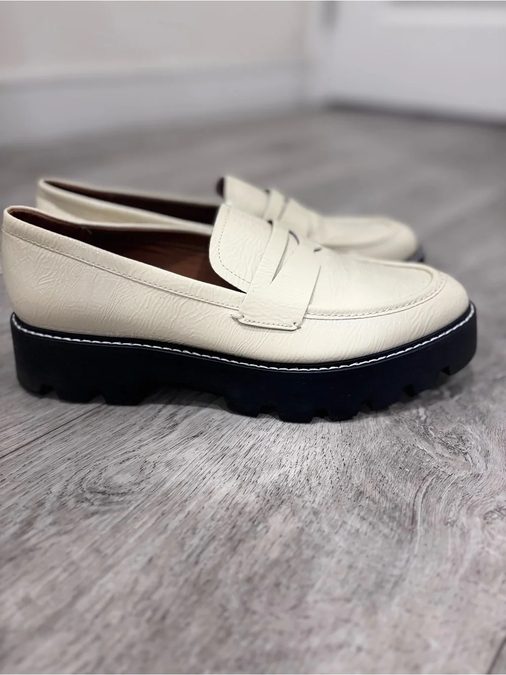 Franco Sarto Cream and Black Loafers